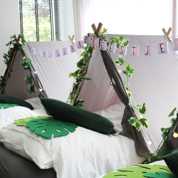 Tent - Image 6
