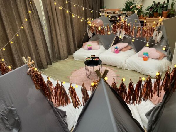 Tent - Image 20